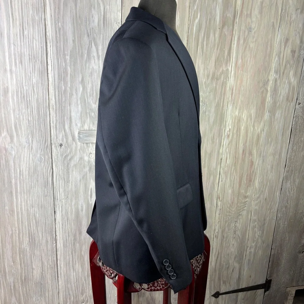 Stafford Signature Pinstripe Blazer Mens 46S Navy 2 Button Wool Jacket HOLE READ